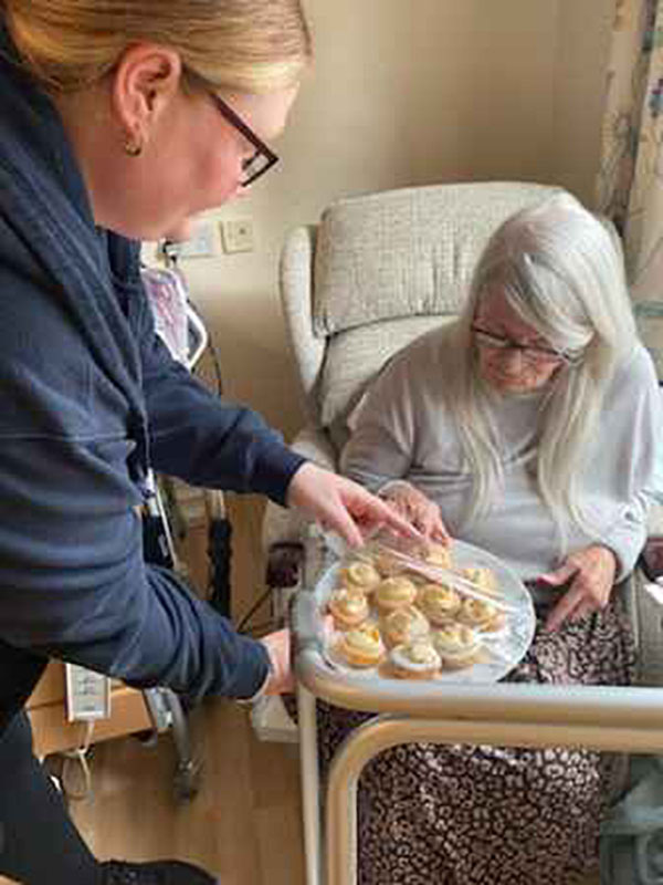 St John’s Terrace had a very busy Do Good Day, getting involved with lots of different activities in their local community