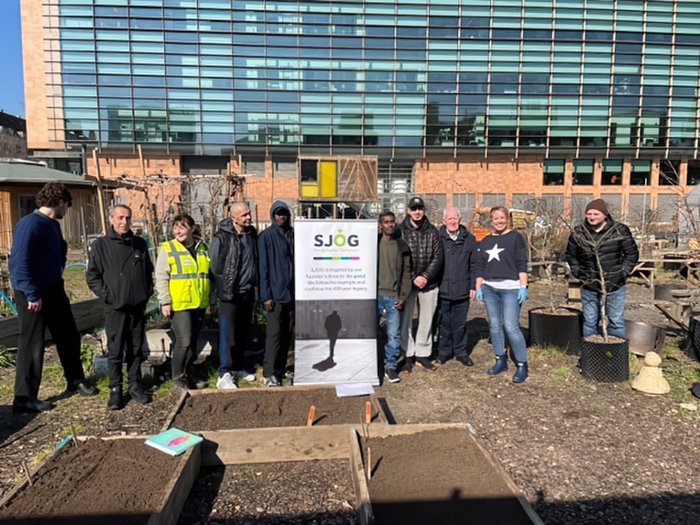 Olallo House have set up beds at the local 'Story Garden' to grow vegetables
                            for the local food bank.