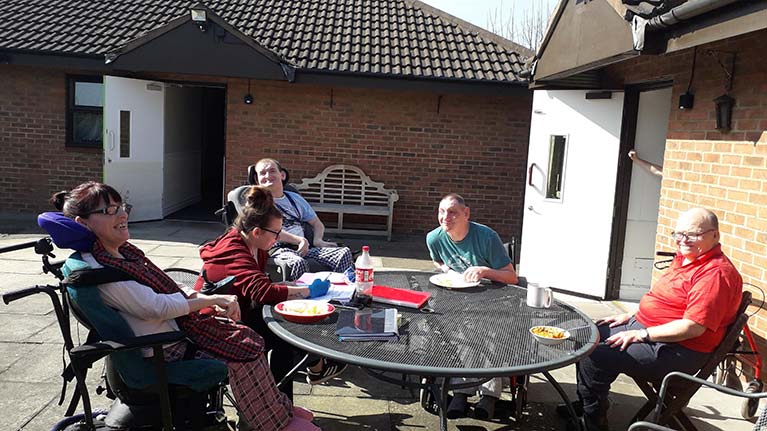Dalby View enjoying lunch in the sunshine!!